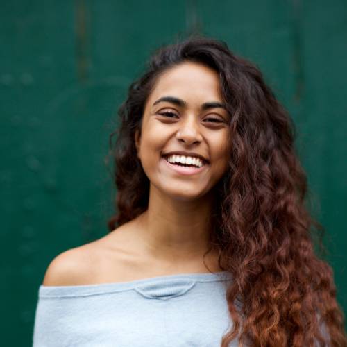 Aisha Khan